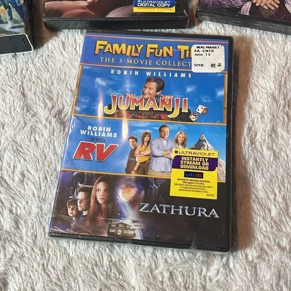 DVD bundle - Picture 4 of 6